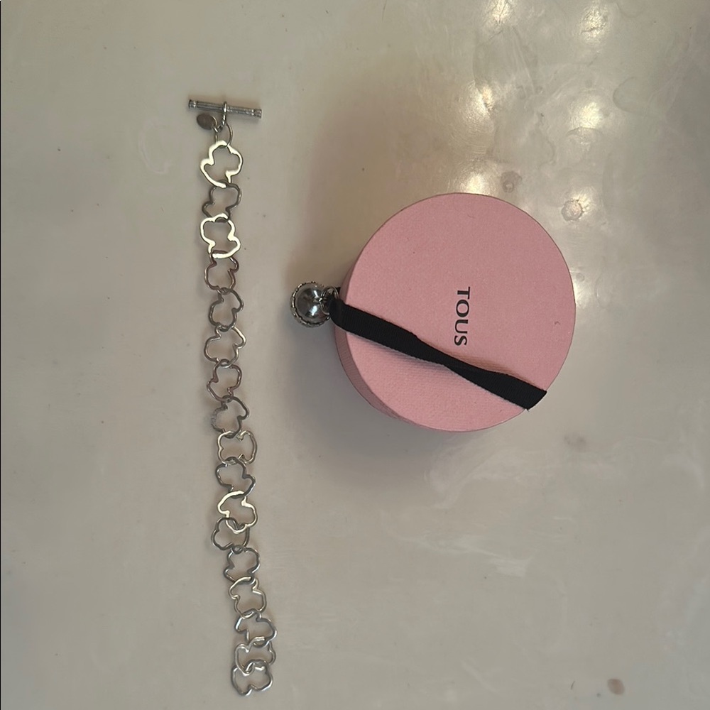 Tous carrousel Silver Bracelet with Pink Box included -used excellent condition